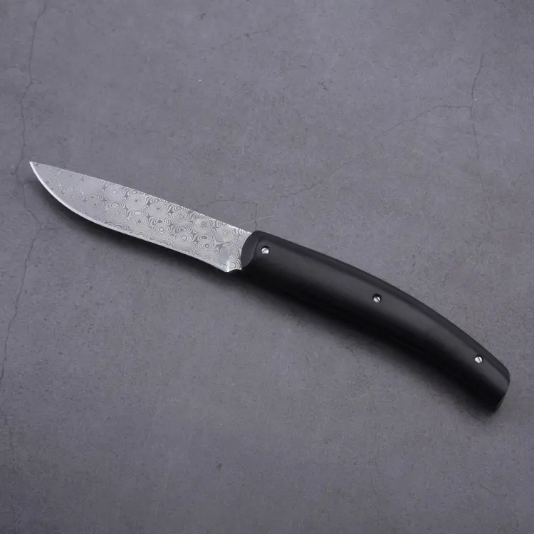Guía para regalar cuchillos: cómo elegir el cuchillo adecuado para personas afiladas , Escudo