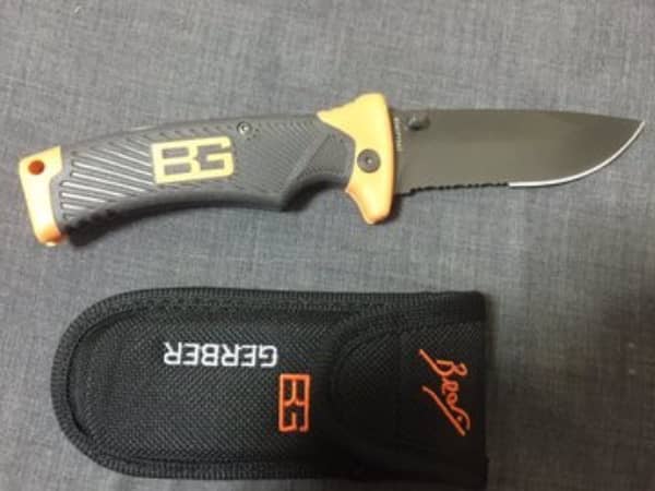 Review Bear Grylls&#8217; Ultimate Knife! Function and quality evaluation by users!, Shieldon