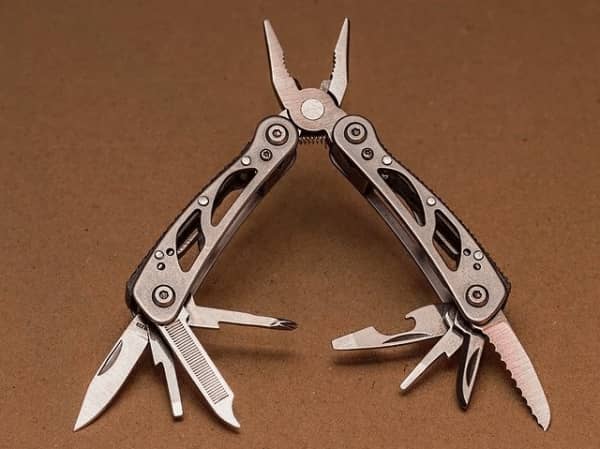 An essential companion for the EDC! 11 Recommended Folding Knives!, Shieldon