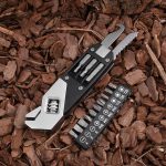 Wholesale EDC 6 multi functions spanner feature portable daily use YJ-2230 09