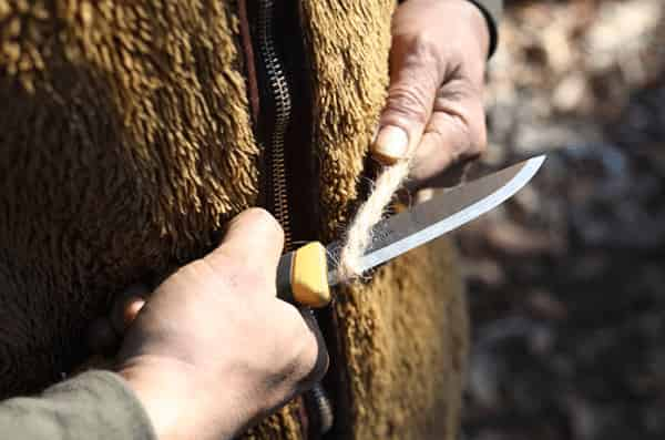 Basic knowledge of knives useful for camping, taught by Mora knife evangelist Shuhei Nagano, Shieldon