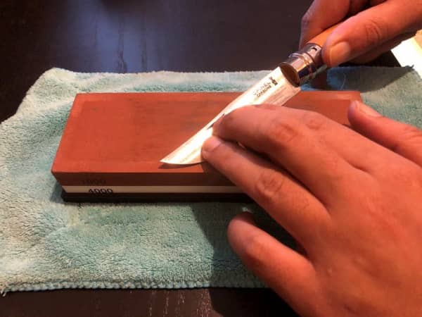 Introducing how to handle and care for the Opinel knife (sharpening &#038; black rust processing)!, Shieldon