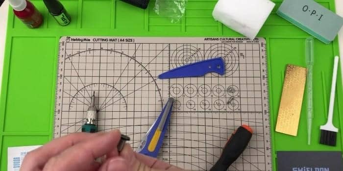 Procédure complète du démontage à l'assemblage du couteau Colibri par Shieldon , Shieldon