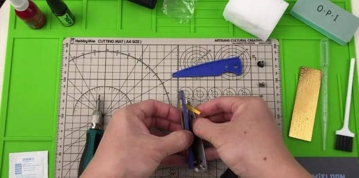 Procedimento completo desde a desmontagem até a montagem da faca Colibri da Shieldon , Shieldon