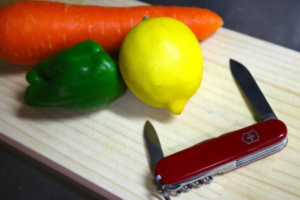 [Multi-outil recommandé par les auteurs d'EDC] Explication du « Grimpeur » de Victorinox , Shieldon