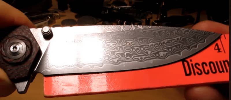 Charkos : un couteau EDC de poche pliant haut de gamme de Shieldon , Bouclier