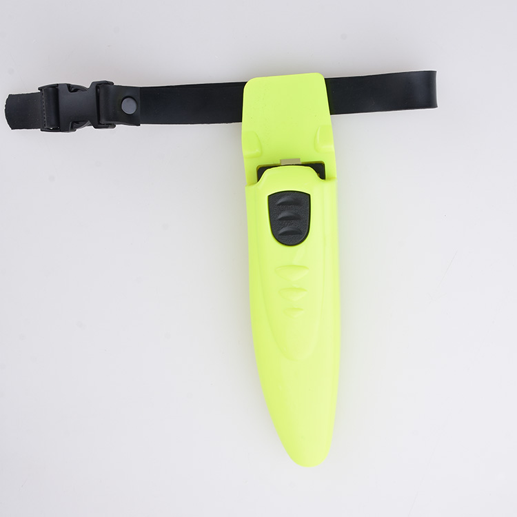 The Diver&#8217;s Invisible Companion: The Multi-Role of Dive Knives, Shieldon