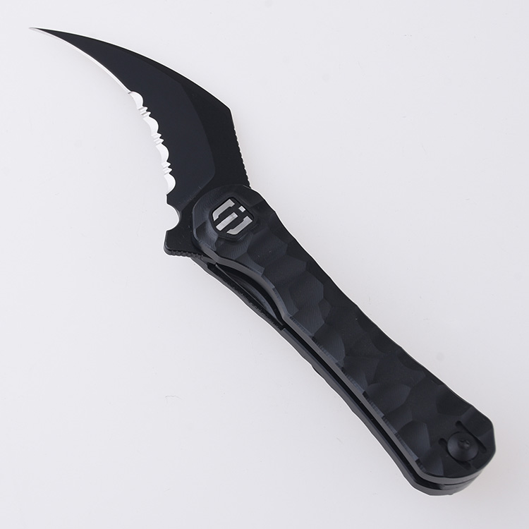 DC01H Scythe 154CM serrated black rock pattern PEI s01