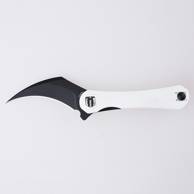 DC01I Scythe 154CM black titanium coating white G10 s08