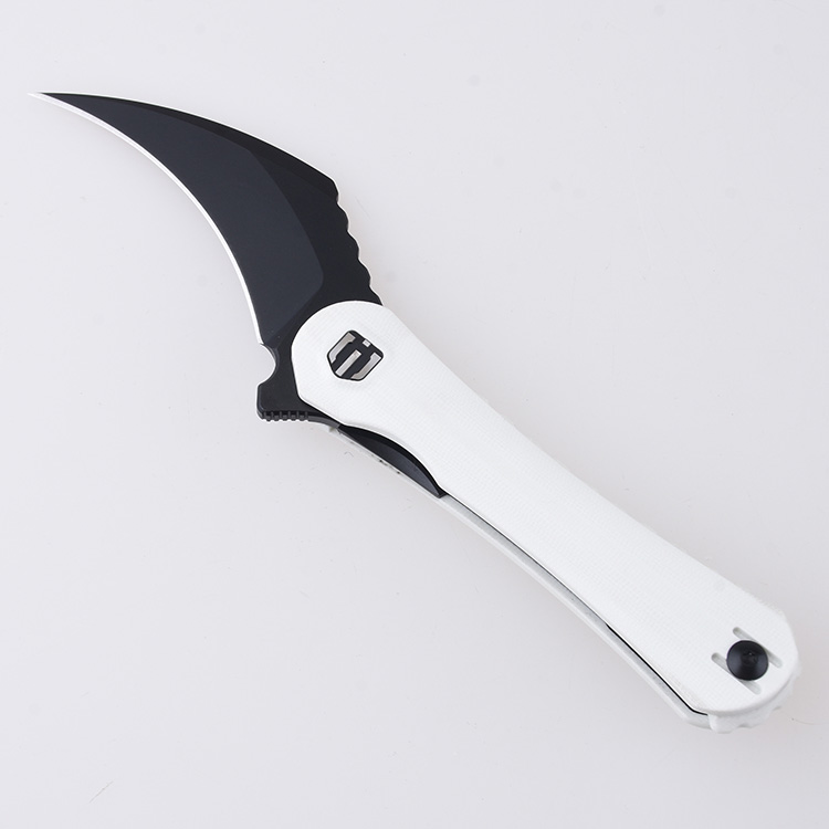 DC01M Scythe 154CM black titanium coating white G10 s01